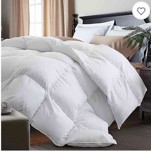 White goose down duvet insert
